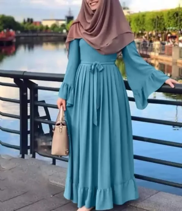 ladies-stylish-hijab-and-gawn6